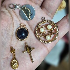 Bundle Vintage Pendants
